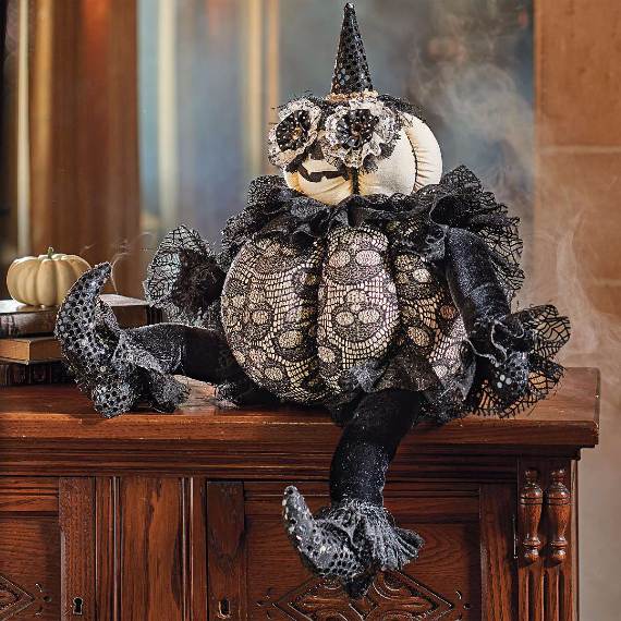 55 Halloween Decorating Ideas: Eerie Elegance