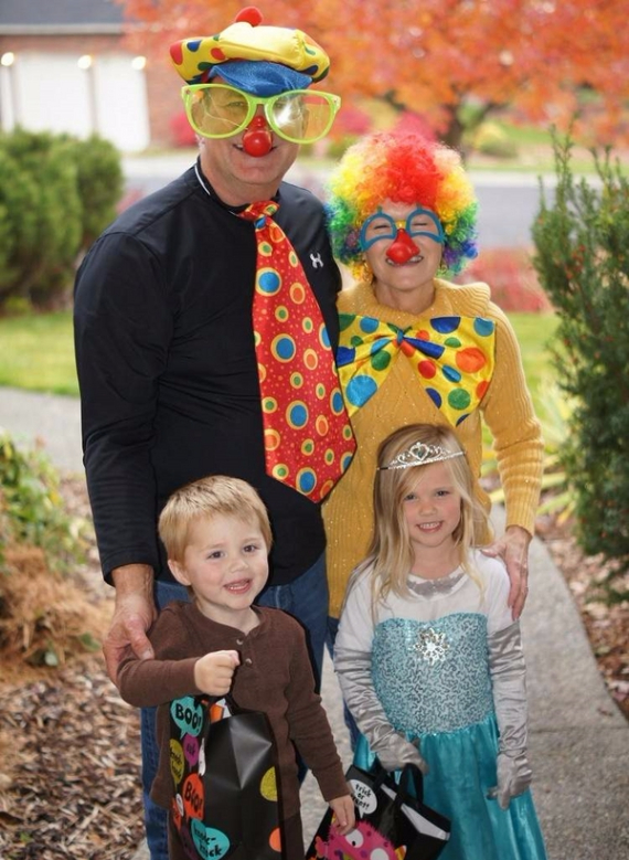 Family Halloween Costumes (44)