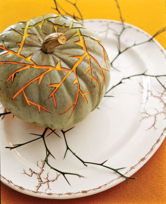 New Ways to Decorate Your Halloween Pumpkins (15)