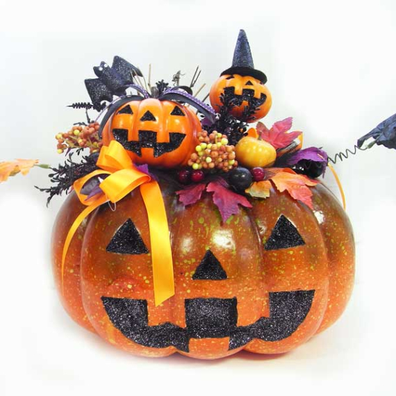 New Ways to Decorate Your Halloween Pumpkins (28)