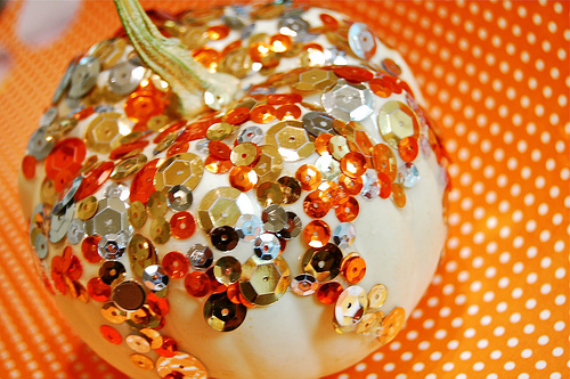 New Ways to Decorate Your Halloween Pumpkins (46)