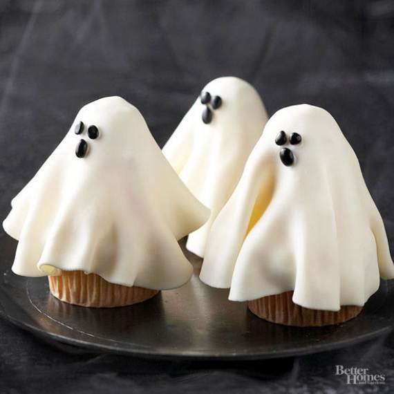 Very-Easy-Ghost-cupcake-for-Halloween-15