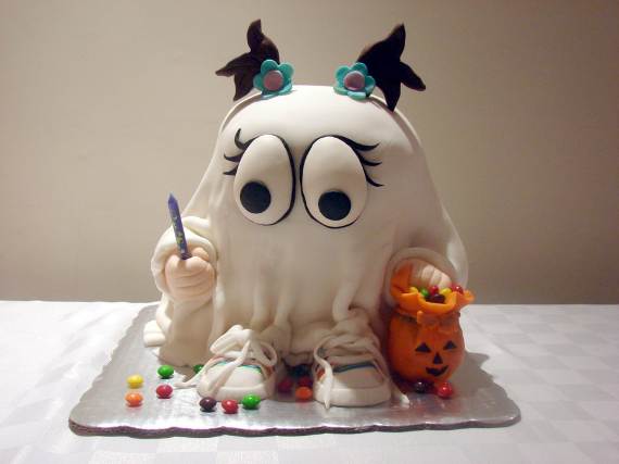Very-Easy-Ghost-cupcake-for-Halloween-5