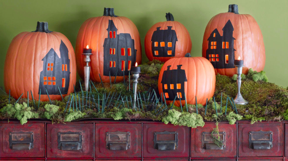 Ways to Decorate for Fall, Halloween and Thanksgiving With Pumpkins (2)