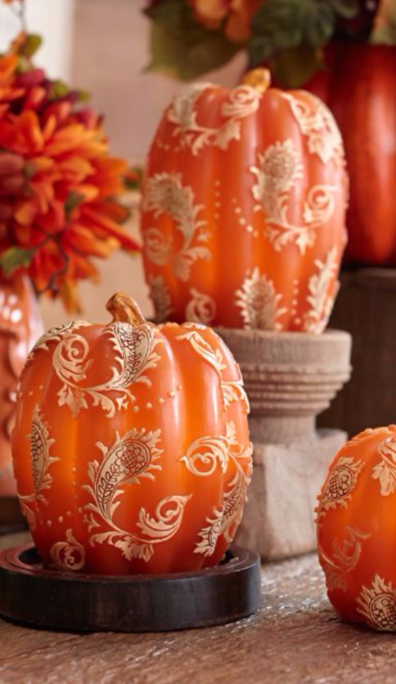 Ways to Decorate for Fall, Halloween and Thanksgiving With Pumpkins (25)