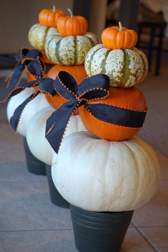 Ways to Decorate for Fall, Halloween and Thanksgiving With Pumpkins (40)