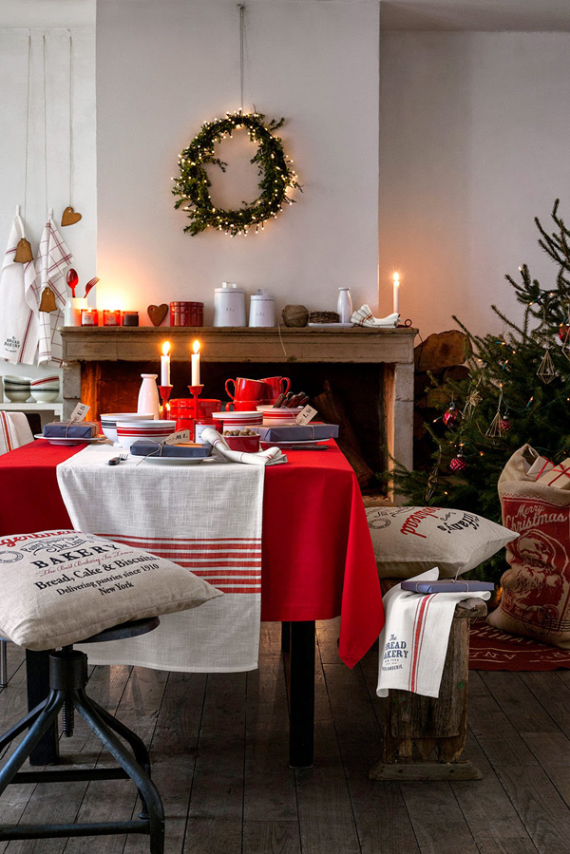 Christmas Dining Table Decor In Red And White (4)