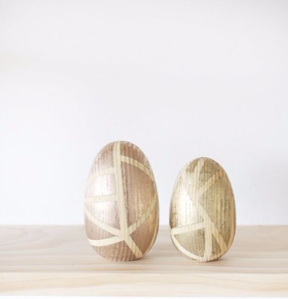 Creative Easter Decorations In Black, White And Gold (2)
