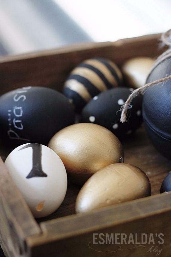 Creative Easter Decorations In Black, White And Gold