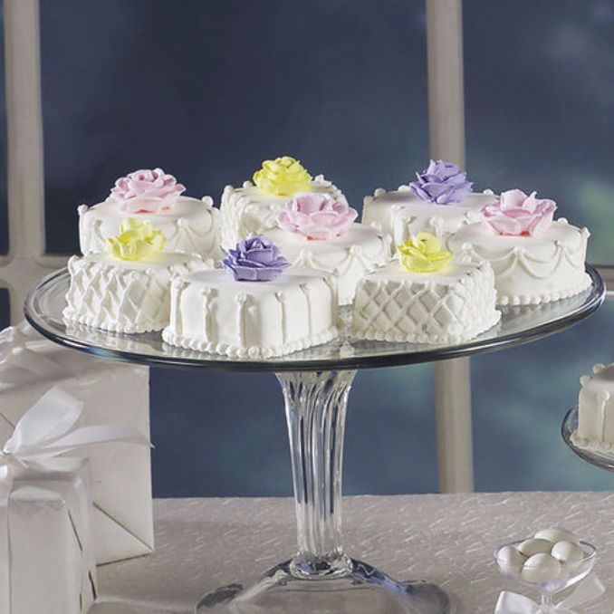 Gorgeous Baby Shower Cakes And Cupcakes Decorating Ideas (2)