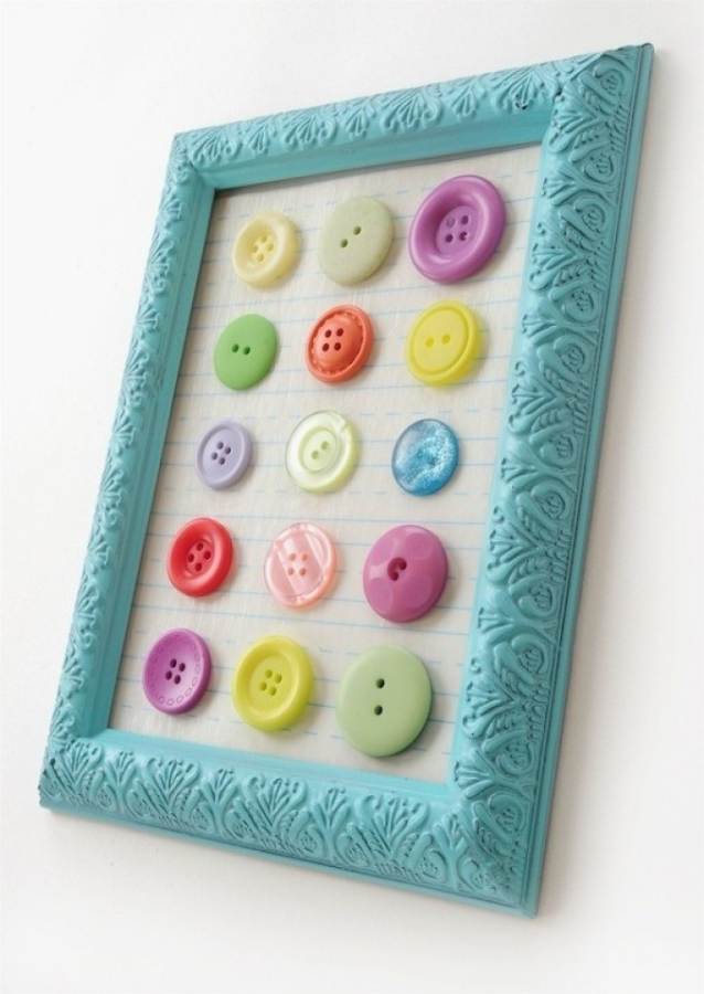 Creative DIY Craft Decorating Ideas Using Colorful Buttons (17)