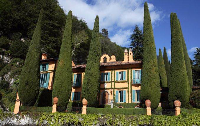 Delightful Villa On Lake Como Italy (27)