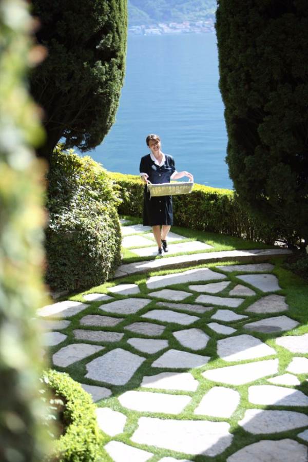 Delightful Villa On Lake Como Italy (37)