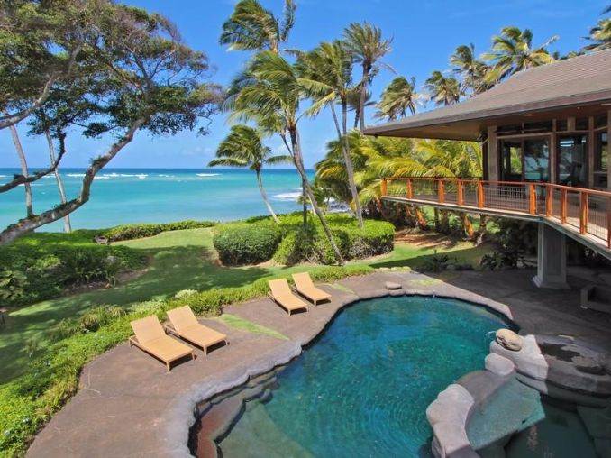 Exceptional Beachfront Home In Hawaii (2)