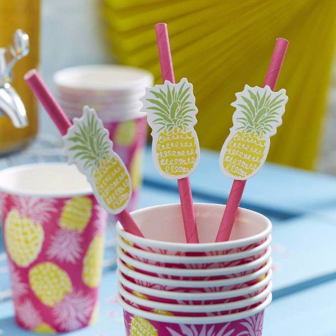 Ideas of How to Recycle Plastic Straws (7)