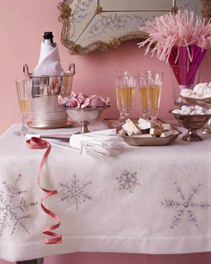 Tablecloth Projects To Sew