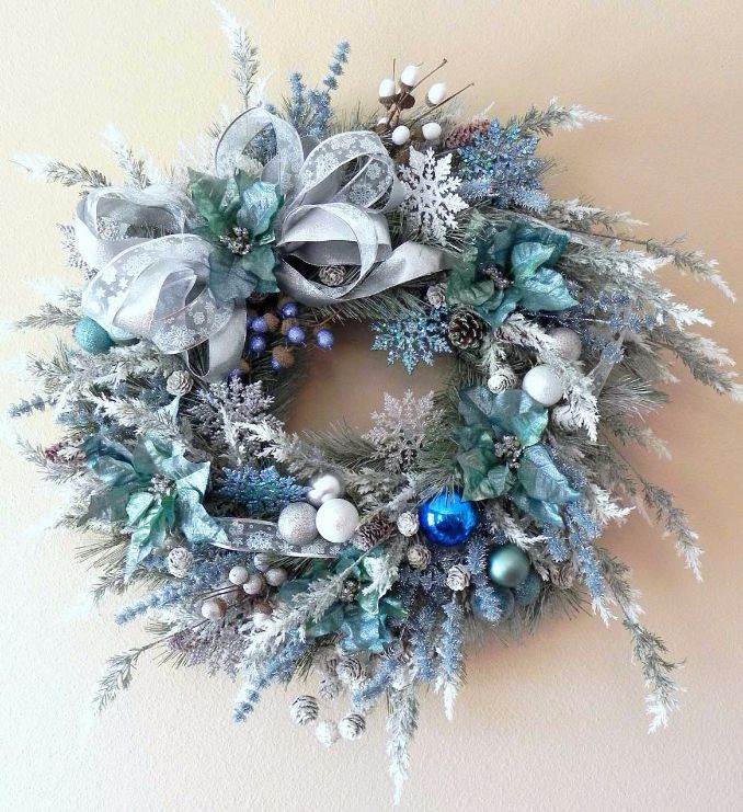 40 Fresh Blue Christmas Decorating Ideas