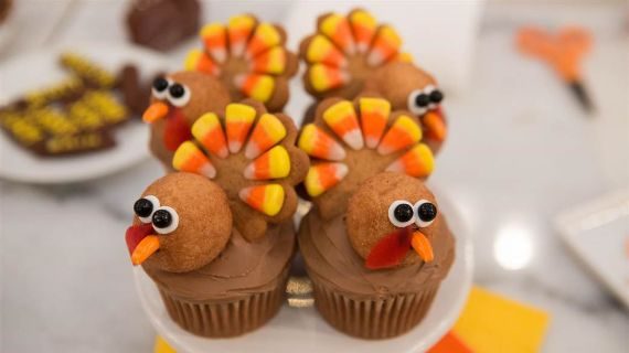 Thanksgiving-cupcakes (1)