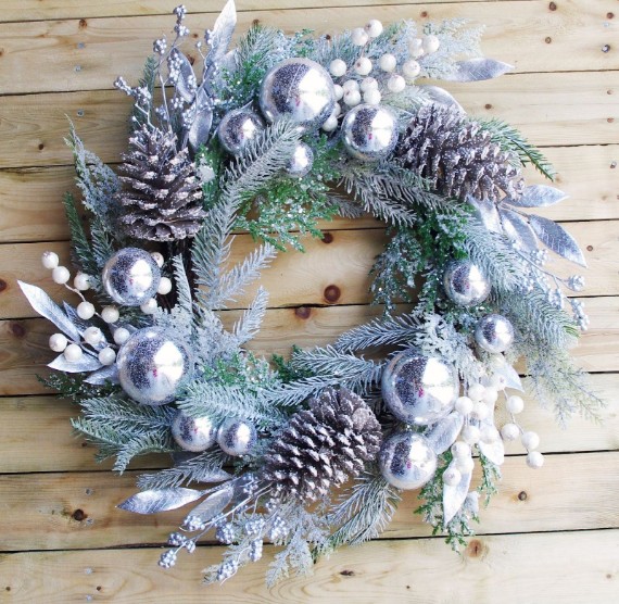 Festive Holiday Wreath "Blue Christmas" 