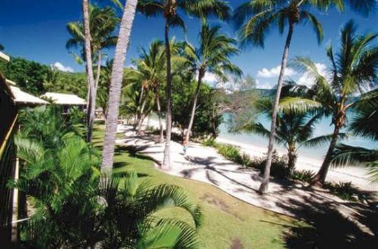 white_sandy_beaches_of_long_island_-_island_escape_day_cruise_to_long_island_resort_10601_1_cte