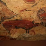 800px-Reproduction_cave_of_Altamira_01