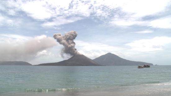indonesia-krakatoa-12