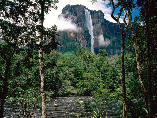 venezuela-the-worlds-highest-waterfall-12