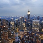 View_of_the_Empire_State_Building_from_the_Rockefeller_Center_observation_deck_NYC_-_18_August_2009