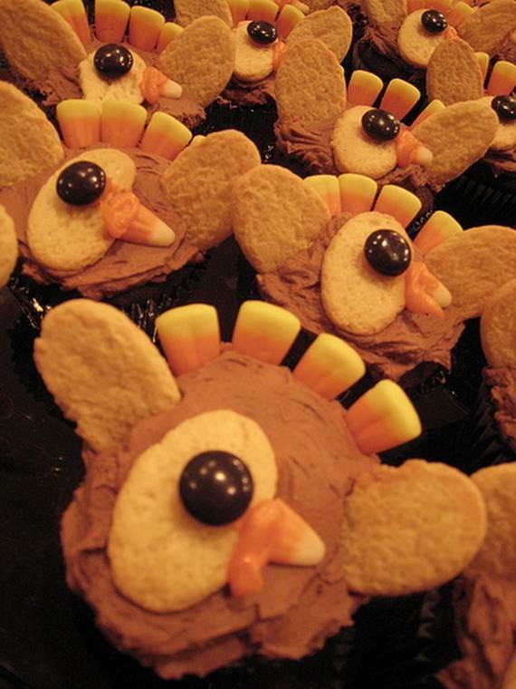 Easy Thanksgiving Cupcake Decorating Ideas (3)