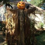 Impressive-DIY-Outdoor-Halloween-Decorating-Ideas-That-Nobody-Tell-You-About-01-