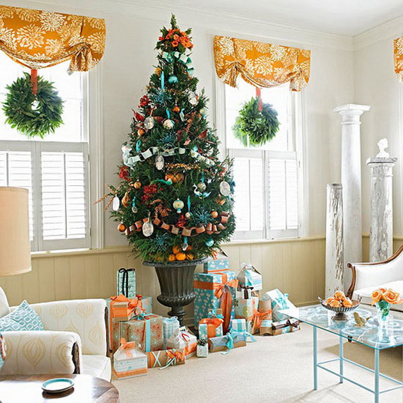 Beautiful Christmas Tree Decorating Ideas for A Holiday Tradition_05