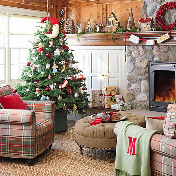 Beautiful Christmas Tree Decorating Ideas for A Holiday Tradition_06