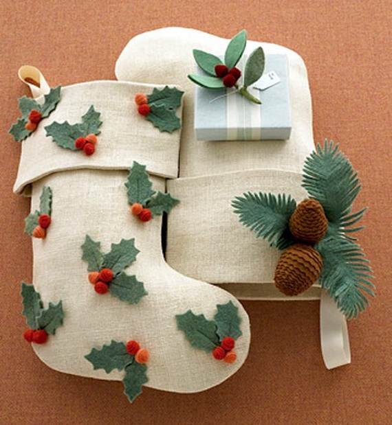 Elegant-Christmas-Stockings-Holiday-Crafts_19