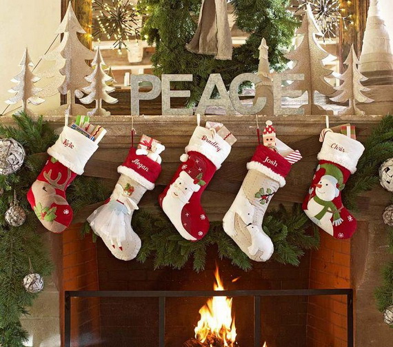 Hanging Christmas Stockings for Holidays_04