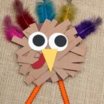 Thanksgiving-Crafts-for-kids-Paper-Strip-Turkey- (1)