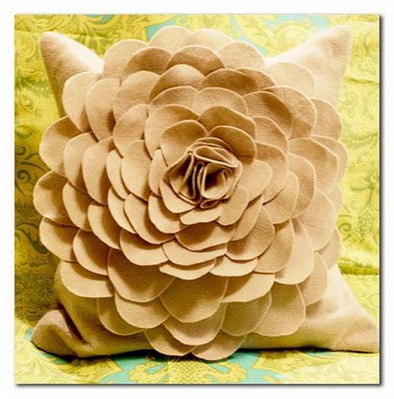 Homemade-Mothers-Day-Ideas-Spring-felt-craft-flower-_05
