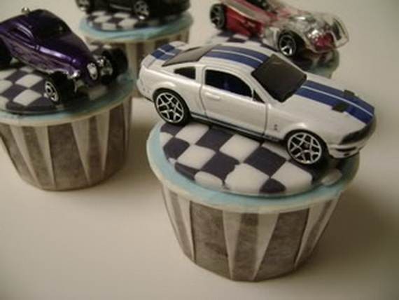 D-sitesHOLIDAYSfather-daycup-cakeCupcake-Decorating-Ideas-On-Fathers-Day-_08