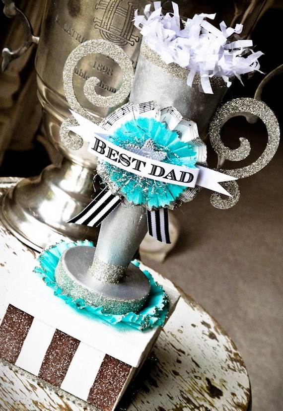 D-sitesHOLIDAYSfather-daycup-cakeCupcake-Decorating-Ideas-On-Fathers-Day-_12