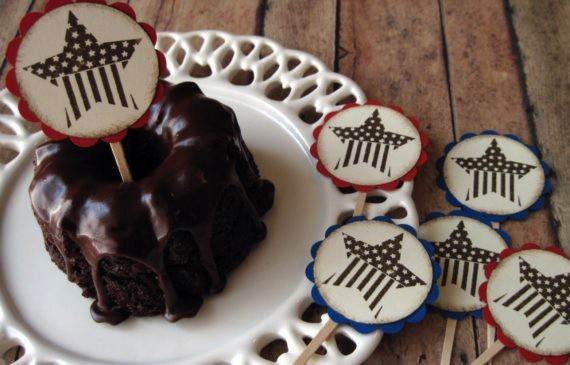 4th-of-July-Cupcakes-Decorating-Ideas-and-Cupcake-Wrappers_10