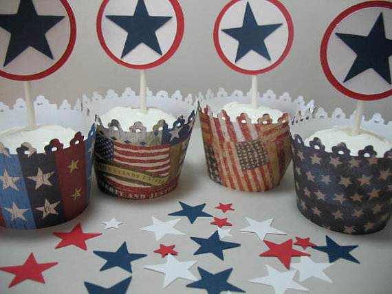 4th-of-July-Cupcakes-Decorating-Ideas-and-Cupcake-Wrappers_49