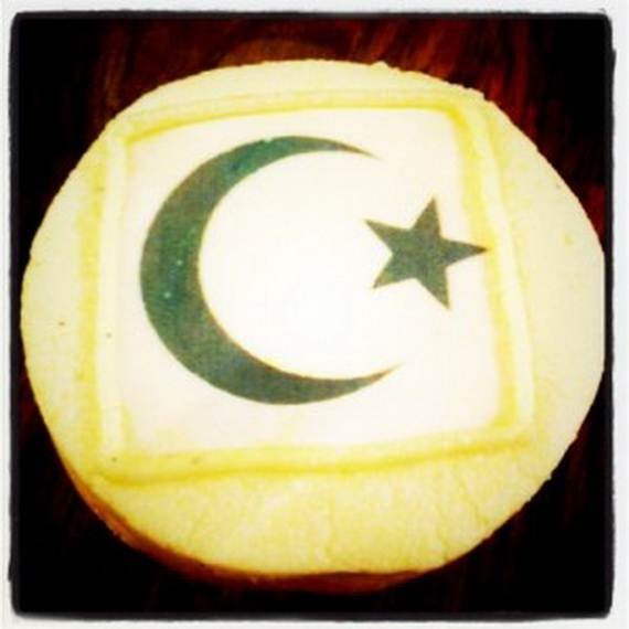 Delicious-Ramadan-Cupcakes-Desserts_54