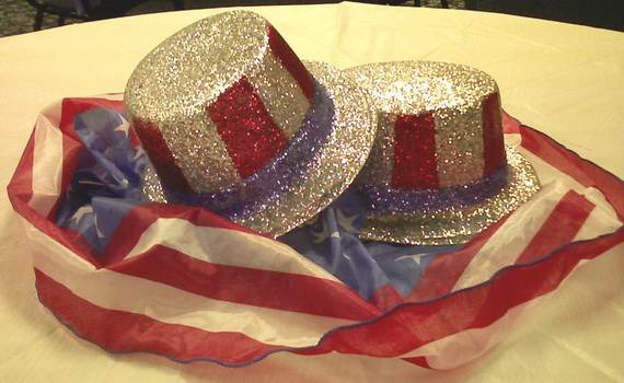 Easy-Table-Decorations-For-4th-of-July-Independence-Day-_50