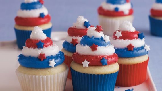 Independence Day Cakes and cupcaesCupcakes (4)
