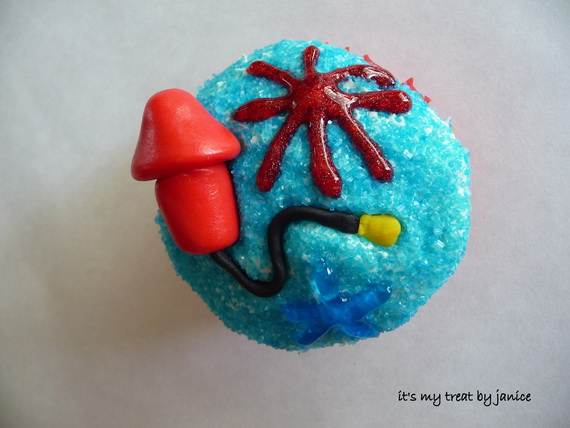 Independence day Cupcakes Decorating Ideas (32)