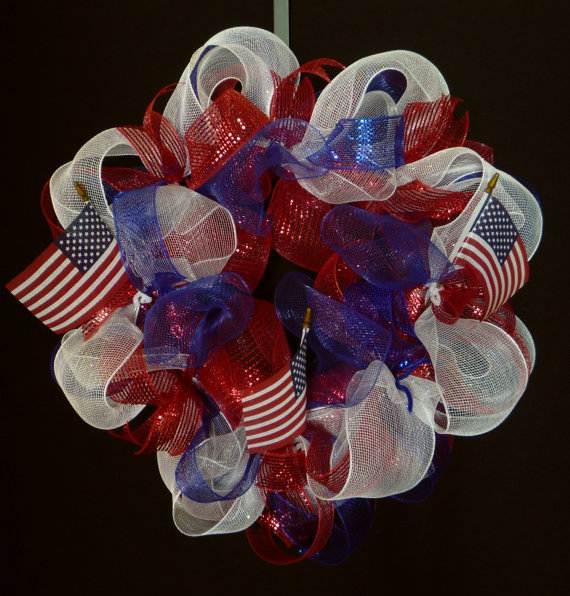 Easy_-Patriotic-_Wreaths-_for_-Labor_-Day-_Holiday_-_17