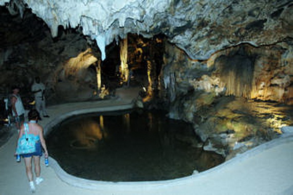 Hato_-Caves-Curacao-_Attractions__08_33d5b18af39fe3cb930589a4b0aa33f8