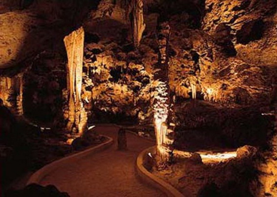 Hato_-Caves-Curacao-_Attractions__22_a43d1c979bf94bb4aab8241eb243c5fc