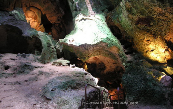 Hato_-Caves-Curacao-_Attractions__30_fdd42972692e86e9ab6442038353f3fa