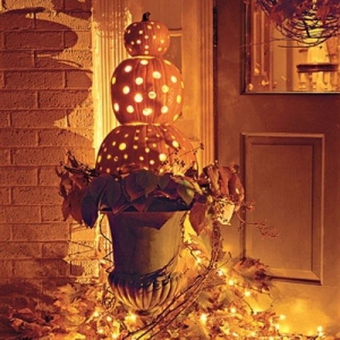 Cool-Outdoor-Halloween-Decorations-2012-Ideas_081