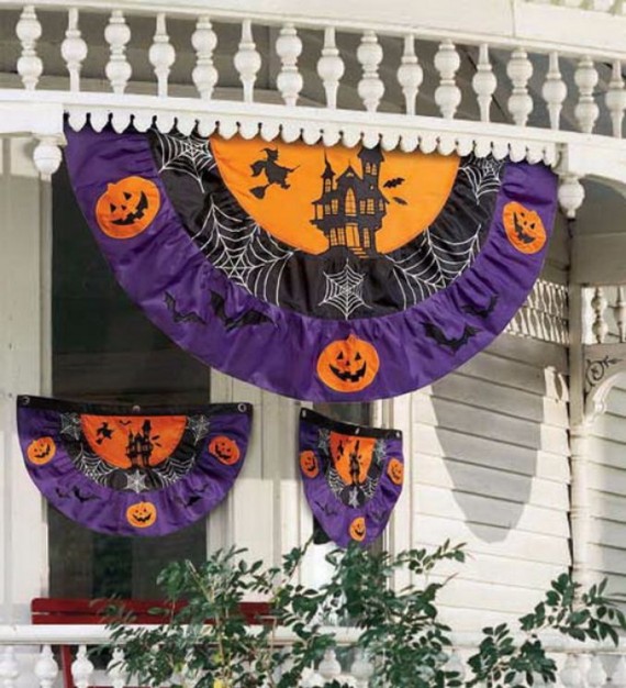 Cool-Outdoor-Halloween-Decorations-2012-Ideas_461